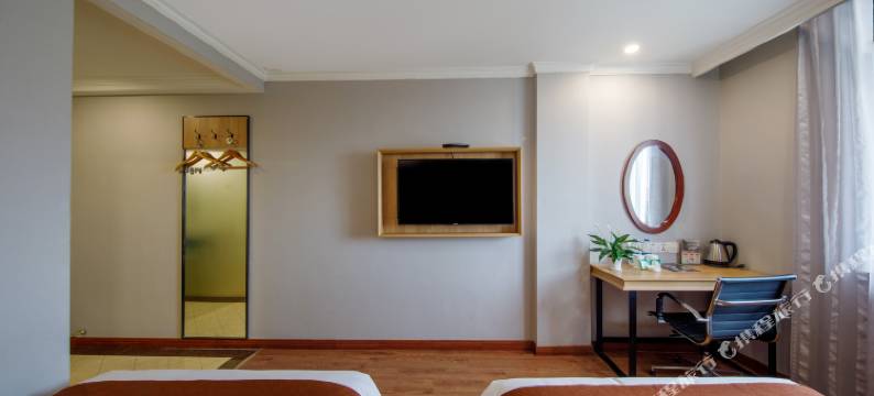 亚季酒店(桐乡屠甸店)图片