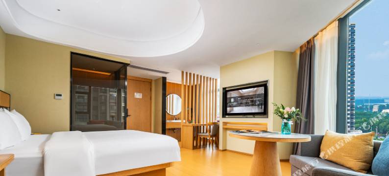 18度居未来酒店(中原万达广场二砂地铁站店)图片