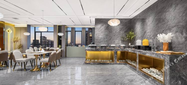 O_W高空民宿酒店(郴州五岭广场店)图片