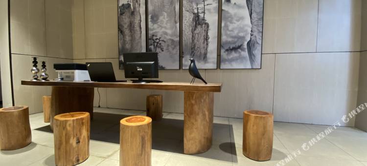 枫雨国际公寓(汕头龙光世纪商务中心店)图片