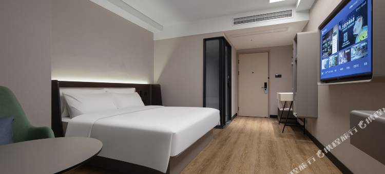 汉庭酒店(南昌红谷滩万达秋水广场店)图片