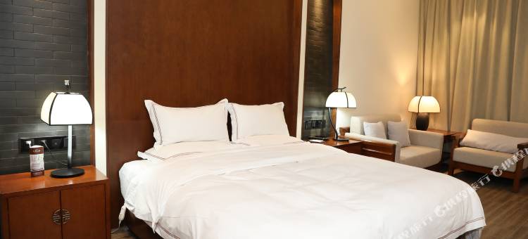 瓦屋仙居.珙桐山庄图片