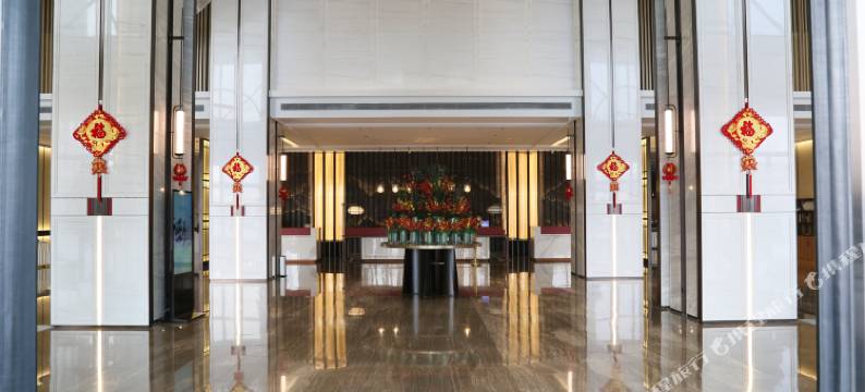 众诚假日酒店(石家庄高铁站店)图片