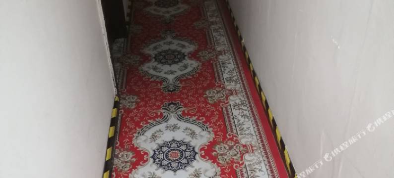 世兴出租屋(武汉循礼门轻轨店)图片