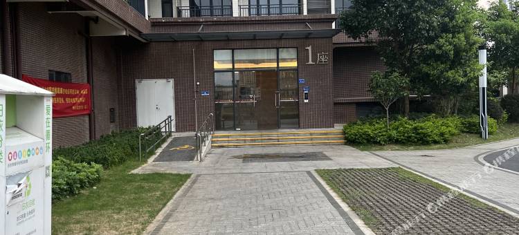 清远战狼电竞公寓图片