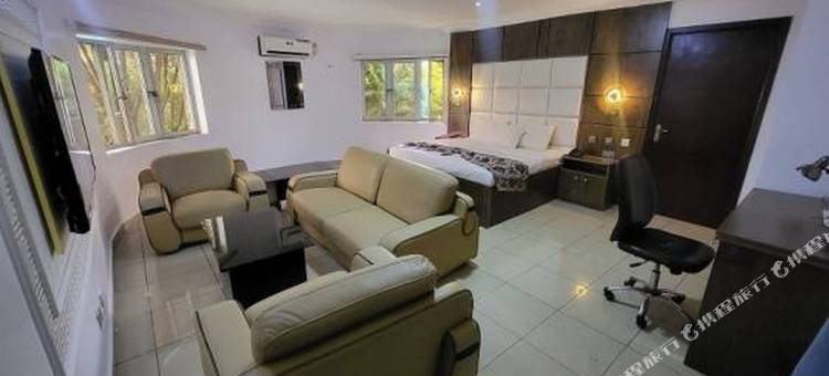 杰罗姆花园及套房酒店(Jeromes Garden and Suites)图片