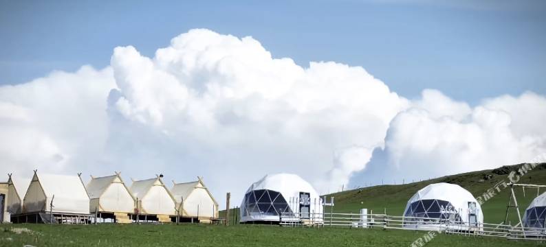 喀拉峻森禾营地图片