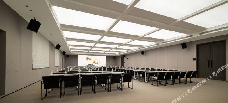 成都万象城双桥路地铁站亚朵酒店图片