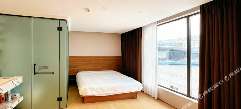 米可酒店(开封万岁山大宋武侠城清明上河园店)图片