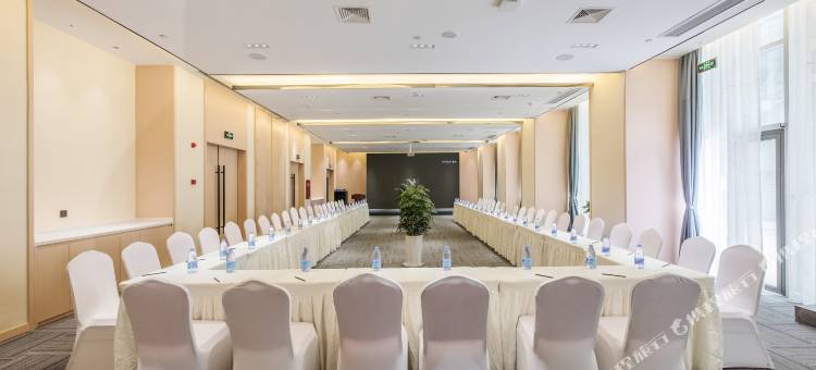 遂宁船山高铁站亚朵酒店图片