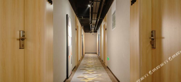 Y酒店(西安钟楼北大街交大附属二院店)图片