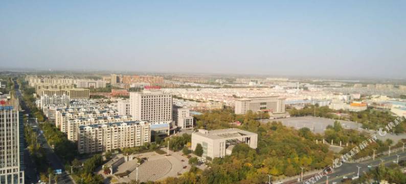 吴忠云中月酒店图片