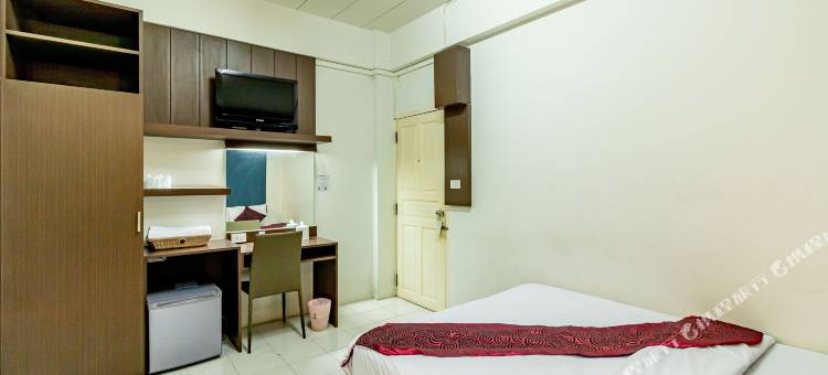 曼谷诺伊里斯基住宅酒店(Riski Residence Bangkok-Noi - Wasit Apartment)图片