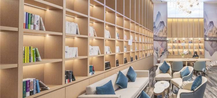 泸州步步高新天地江畔心悦酒店图片