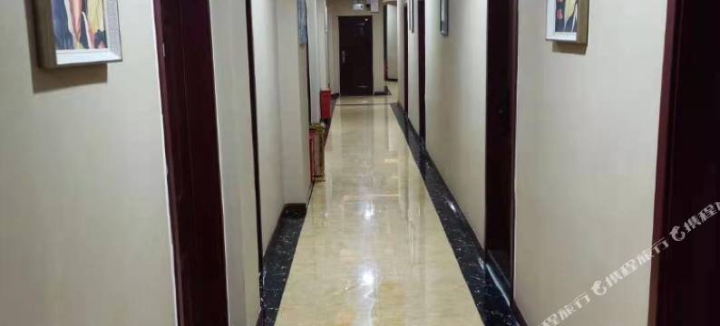 镇坪宏远酒店图片