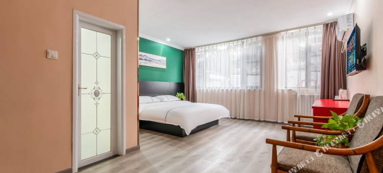 柏曼酒店(焦作解放路体育馆店)图片