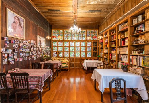 Fengle Caotang Inn Hotel Overview