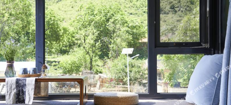 八里塘边民宿图片