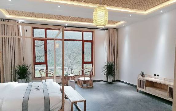 黄龙偏石书院民宿