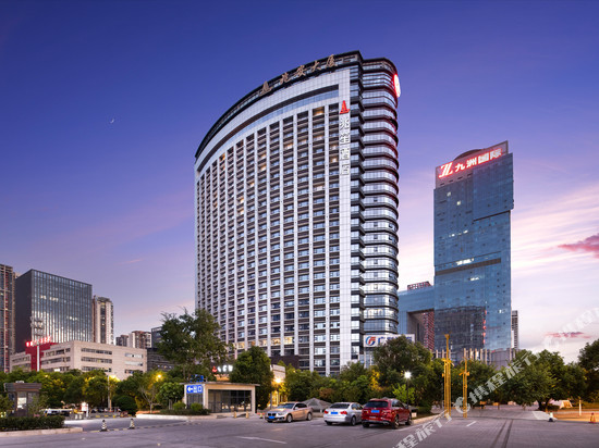 兆笙酒店(柳州窑埠古镇城中万达店)