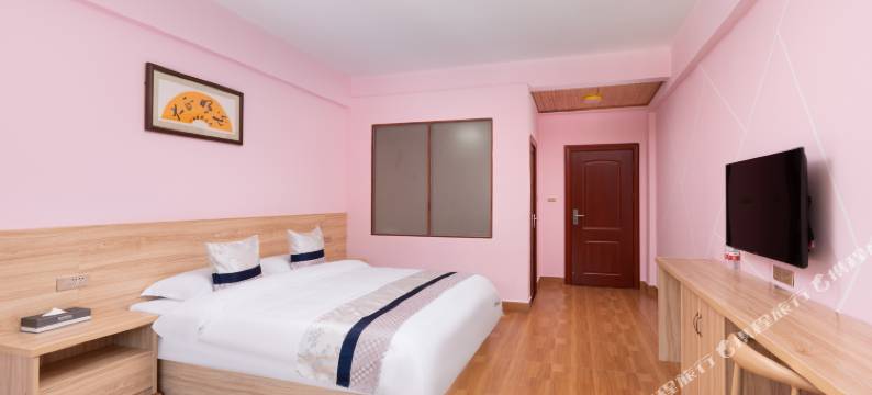 龙金苑伴山度假民宿(龙脊梯田千层天梯观景台店)图片