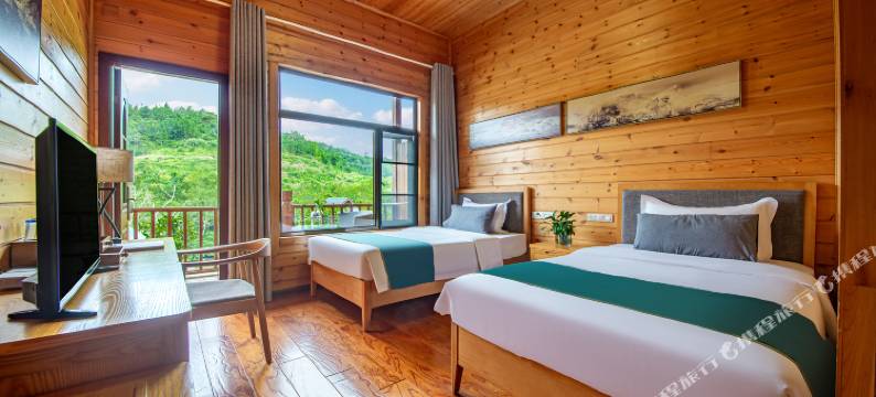 小七孔氧心谷红枫度假酒店图片