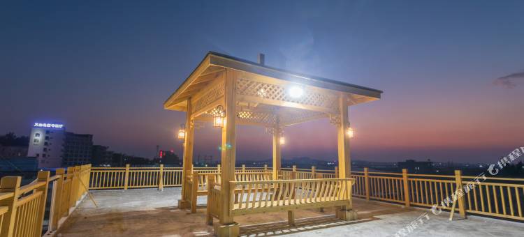 火山岛伍季民宿图片