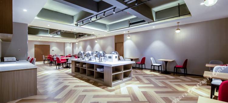 柏曼酒店(玉林步行街金城中心店)图片