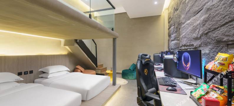 YOLO悠乐电竞酒店(师范大学文光校区店)图片