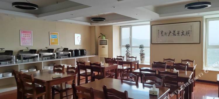 都市118连锁酒店(济宁梁山龙城广场店)图片