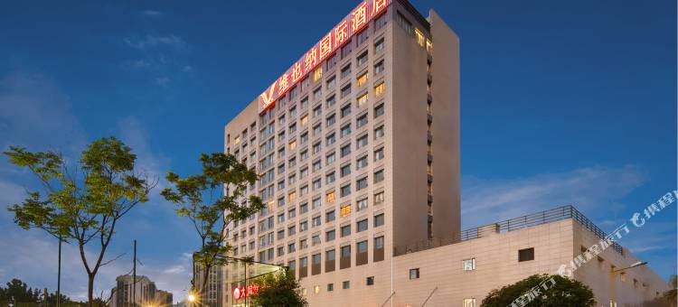 维也纳国际酒店(成都温江大学城凤溪河地铁站店)图片