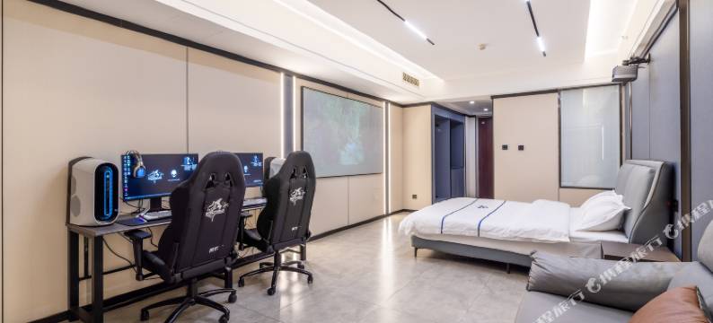 SHARK·鲨鱼电竞民宿(吾悦广场店)图片