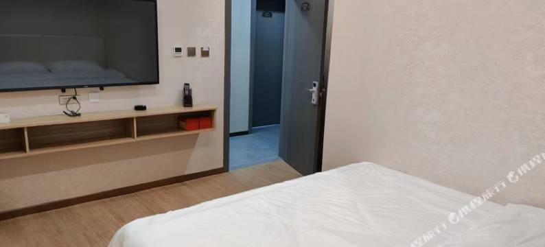 萝北沐年之夏宾馆图片