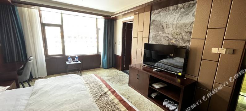 壤塘县净土酒店图片