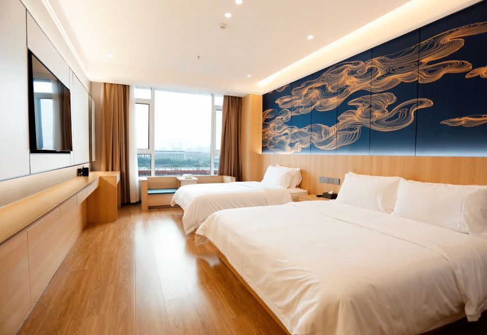  Hotel Overview