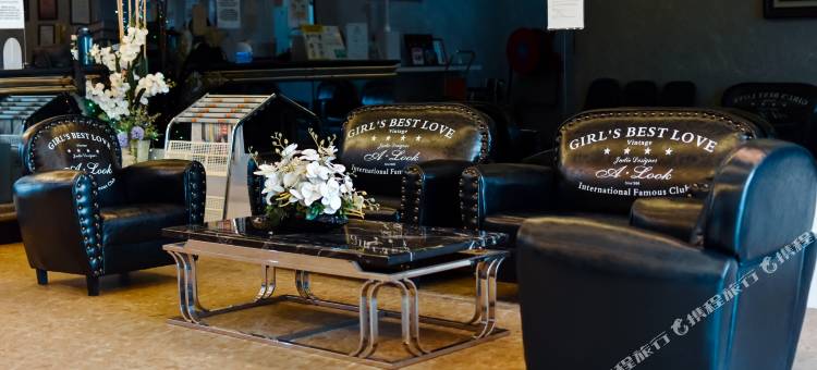 J套房酒店(J Suites Hotel)图片