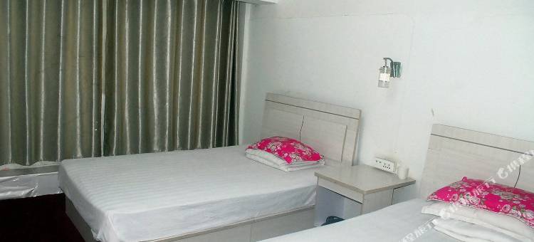 武汉铜人像旅馆图片