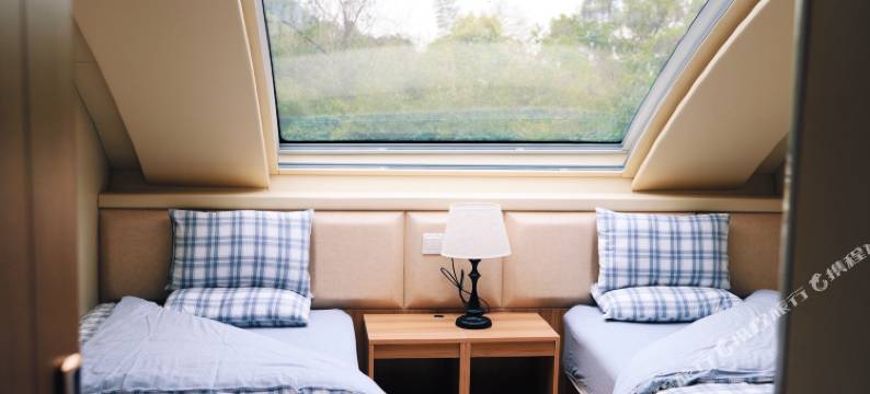 田博园玫瑰星空营地房车酒店(奇幻谷店)图片