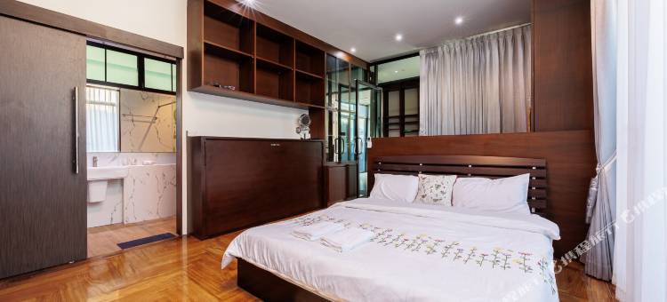 曼谷市区700平豪华高端泳池别墅(Luxury five-room pool villa)图片
