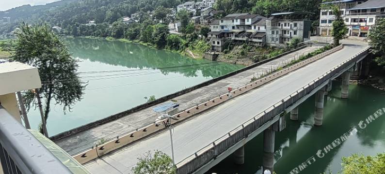 正安蓝湖民宿图片