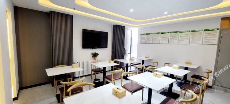 如家睿柏·云酒店(榆林定边枫隐店)图片