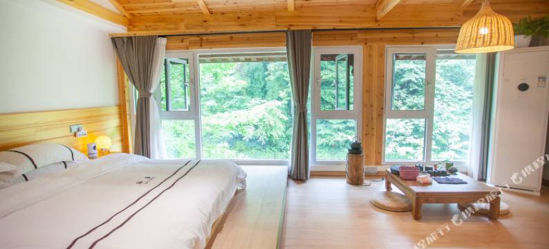 都江堰聆泉酒家民宿(青城山后山店)图片