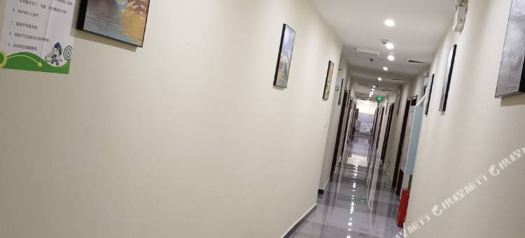 响佳宾馆(孝感火车站店)图片