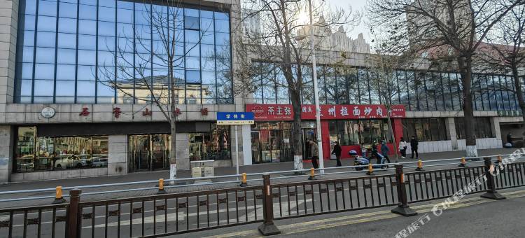 华悦公寓酒店(晋中市灵石县客运汽车站店)图片
