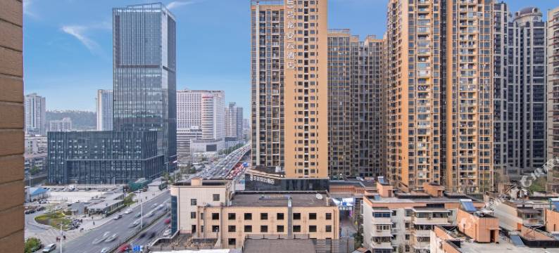 美娱·星峰电竞酒店(武汉街道口地铁站店)图片