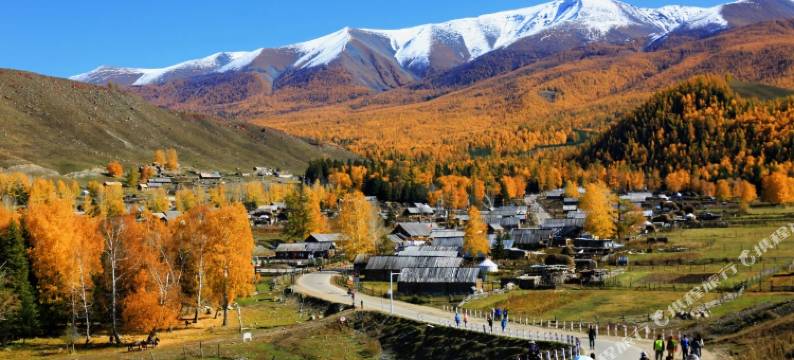 白哈巴叶尔肯温馨家园图片