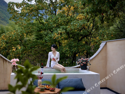 安吉简爱·暴风雨温泉·野奢私汤民宿