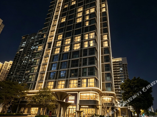 澜庭国际公馆(广州花地湾地铁站店)
