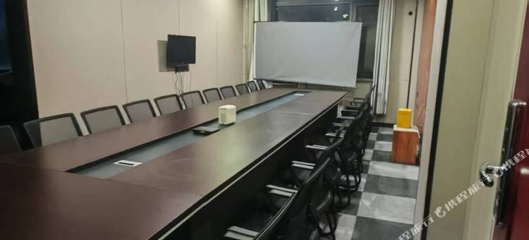 格林豪泰酒店(乌兰布统草原店)图片
