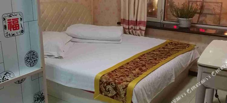 饶河利鸿时尚宾馆图片